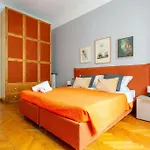 Centralstation - Via Lazzaroni Apartment *