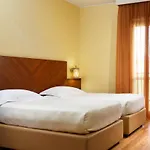 Mediterraneo Hotel 4*
