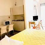 朱斯蒂6住宅酒店 米兰