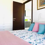 Stepandgo Navigli ميلان