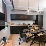 アパート Ihost Luxury -private Parking- Plana 3 *