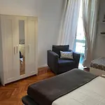 Aldebaran Nocleg ze śniadaniem Mediolan