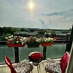 Apartment Difronte A San Siro *