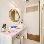 Luxy Close Navigli *