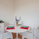 I Host - Gressoney 1 * Милан