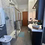 Your In - Elegant & Comfortable דירה