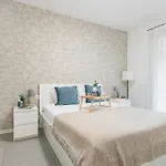 Apartamento Easylife - - Niccolini 37 - Moscova