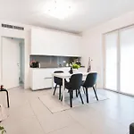 Apartamento Easylife - - Niccolini 37 - Moscova *
