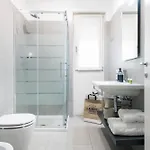 Apartamento Easylife - - Niccolini 37 - Moscova