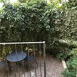 شقة Lovely 2 With Small Garden