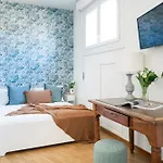 Easylife - - Corso Venezia 6 - San Babila *