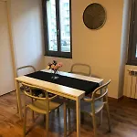 Design On Navigli Apartmán *