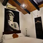 Hosting Dreams Attics - Duomo Apartment