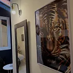 Hosting Dreams Attics - Duomo Apartment Milan