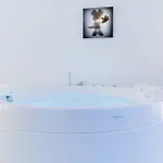 The Igloo * ميلان
