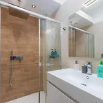 Wonderful Near Center,wifi,comfort,parking Апартаменты