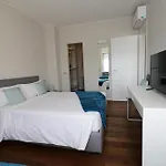 Isola 4*