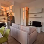 Apartment Cozy Flat In Famagosta Area Near The Unipol Forum Di Assago Mailand