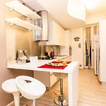 Apartment Chic Elegante Rifugio A Due Passi Dalla M4 Mailand