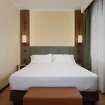 Mozart 4* Milão