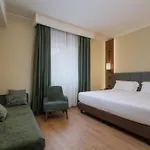 Mozart Hotel 4*