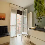 Rentopolis - Palazzo Candiani 公寓