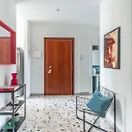 Melchiorre Gioia 67 شقة