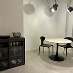 Apartment Fifty Eight Repubblica Three Bedrooms *