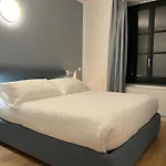 Apartment Fifty Eight Repubblica Three Bedrooms Milan