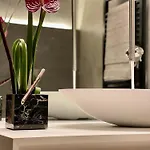 Apartment Luxury Art & Chromotherapy Downtown - Free Parking