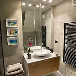 Apartment Luxury Art & Chromotherapy Downtown - Free Parking Milan