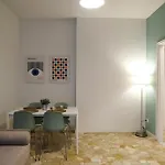 Navigli - Via Tortona アパート