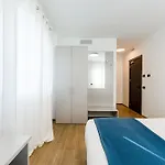 Grace - Modern & Easy Self Check-in 4*