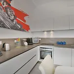 Ur-nest Porta Vittoria * Milan