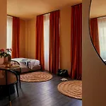 Bob W Ticinese Lejlighedshotel Milano