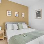Airy With Balcony & Garage By Ndp Rent Milaan