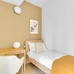 Airy With Balcony & Garage By Ndp Rent *
