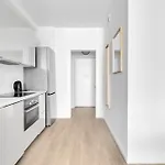 Airy With Balcony & Garage By Ndp Rent Appartement *