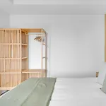 Appartement Airy With Balcony & Garage By Ndp Rent *