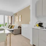Airy With Balcony & Garage By Ndp Rent Appartement *