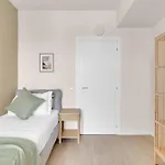 Airy With Balcony & Garage By Ndp Rent
