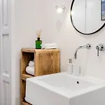 Welkhom Bocconi Loft 2bdr And 2bth Apartment