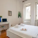 Apartment Moscova Dream - Bright And Quiet 5th Floor