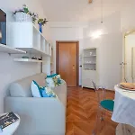 Apartment Moscova Dream - Bright And Quiet 5th Floor *