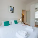 Apartment Moscova Dream - Bright And Quiet 5th Floor
