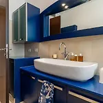 Elegant In Heart Apartment