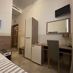 فندق Montecarlo 3*