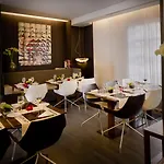 Hotel Starhotels Tourist