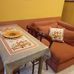 Apartamento Flores Home, Boho Chic Style & Urban Comfort Navigli, Bocconi, Centro Milão
