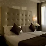 Windsor Hotel 4*